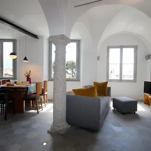 Due Colonne - By Lovecomo Ferienhaus